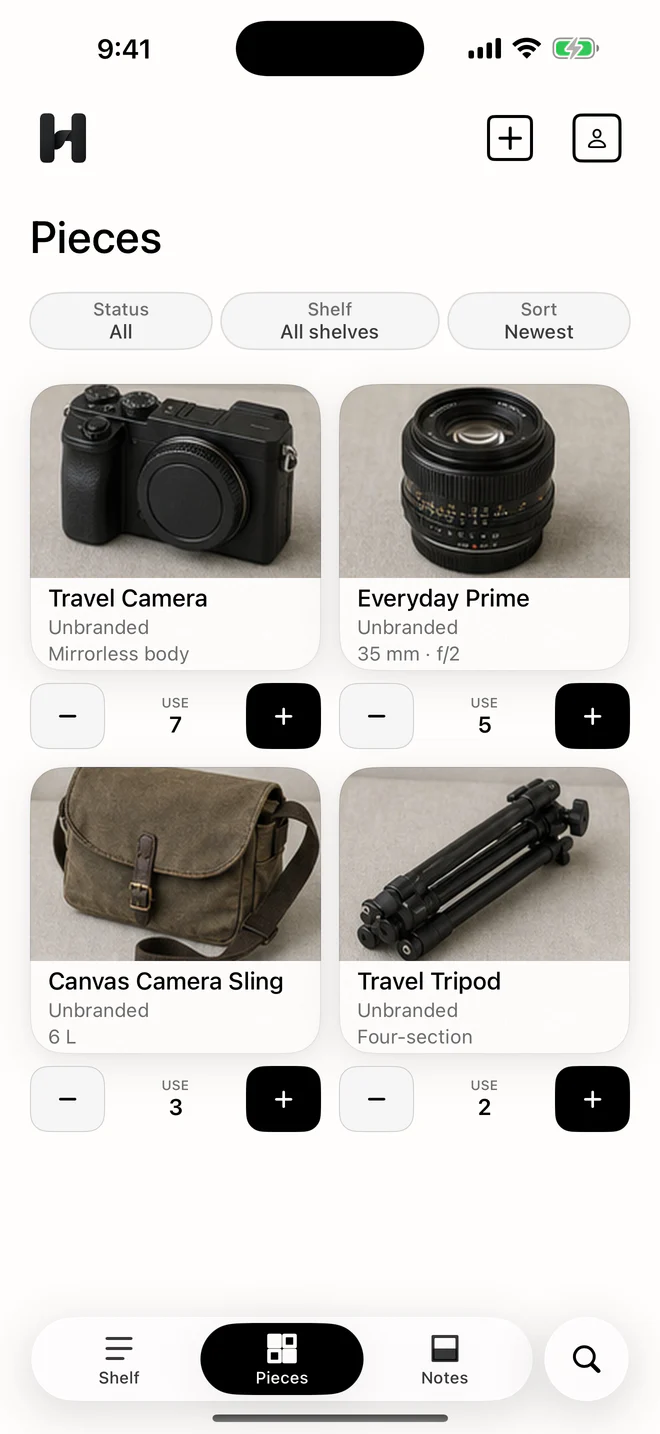 Hoblio Pieces view showing four pieces of unbranded camera gear